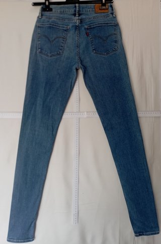 Levis premium 710 super skinny jeans W28 / womens