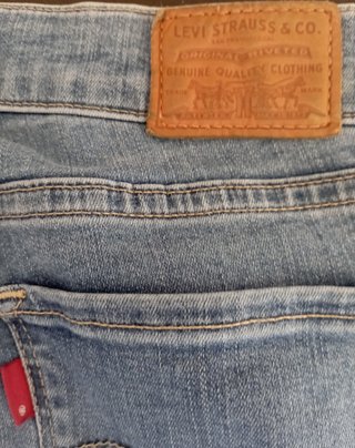 Levis premium 710 super skinny jeans W28 / womens