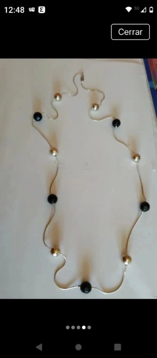 Colgante precioso con piedras rosas