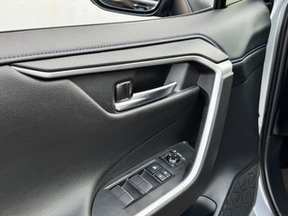 Toyota Rav4 2.5l 220H Black Edition 4WD