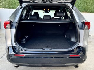 Toyota Rav4 2.5l 220H Black Edition 4WD