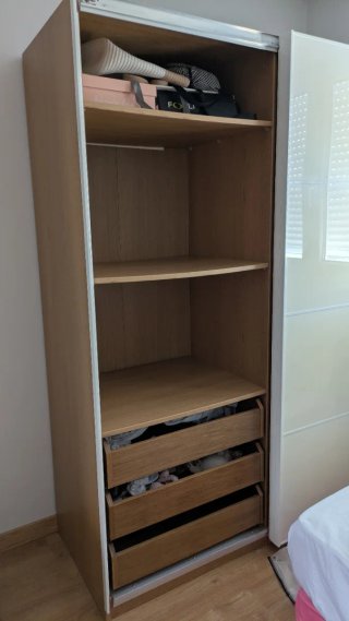 Armario puertas correderas madera