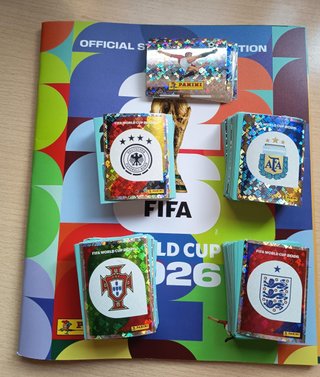 Álbum Panini Mundial 2026 - Casi Completo