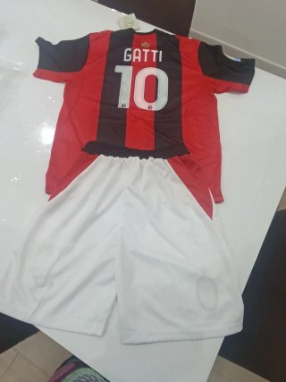 Completo bambino Milan (maglia e pantaloncini)