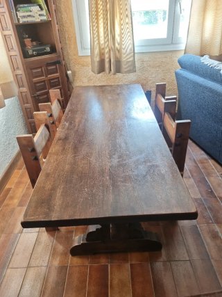 Mesa de txoko de madera