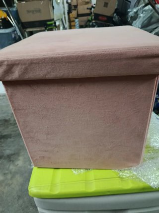 Pouf in velluto rosa