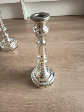 Juego 2 Candelabros Cristal y Metal Plateado