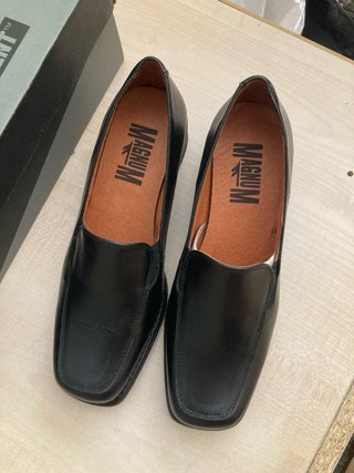 Zapatos de piel Magnum Talla 35 Mujer