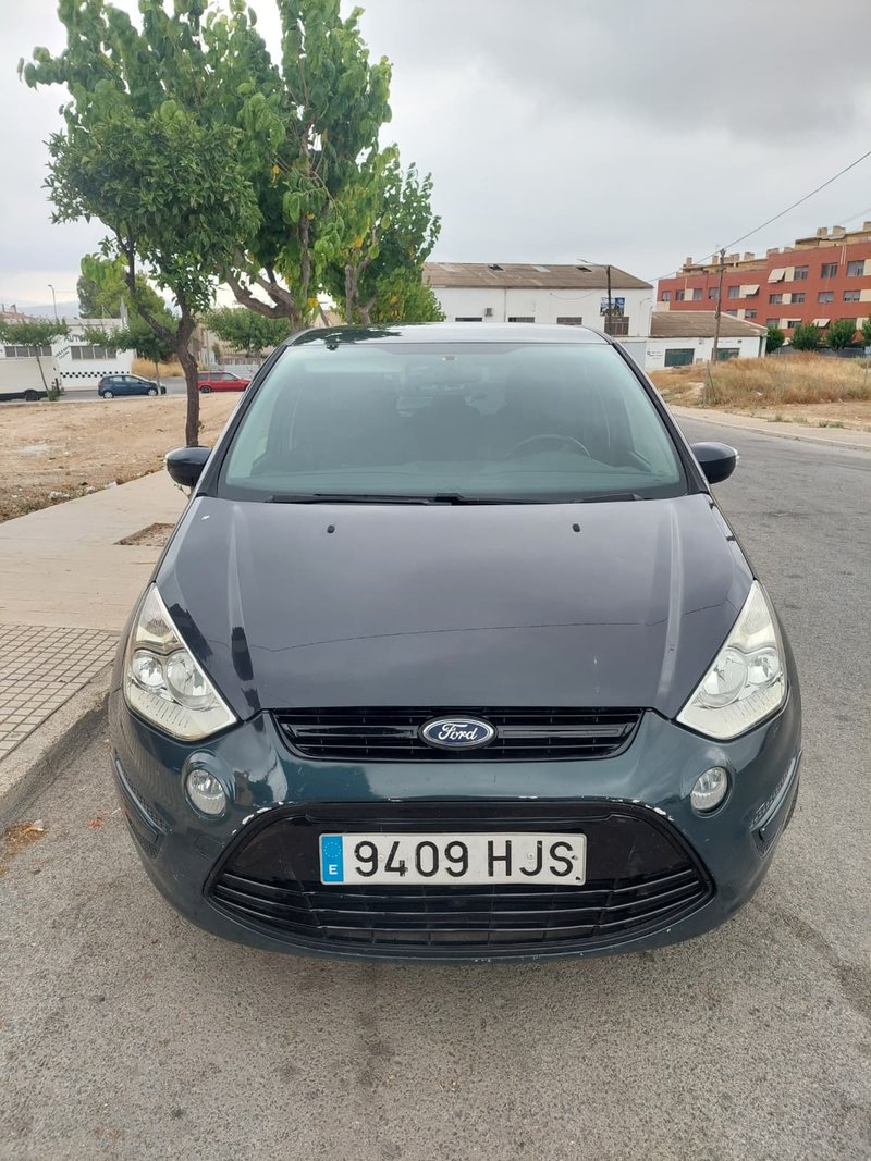 Ford S-MAX 2012 - foto 1