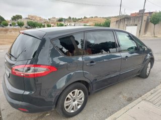 Ford S-MAX 2012