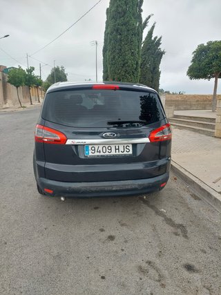 Ford S-MAX 2012