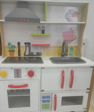 Cocinita infantil de madera