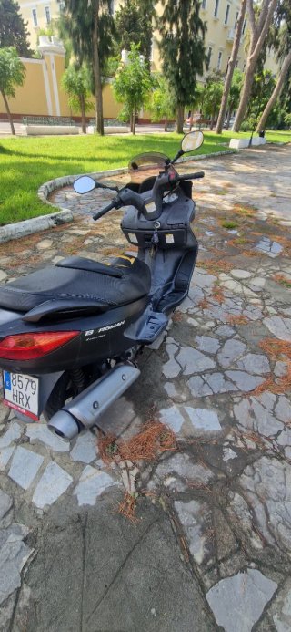 Suzuki Burgman 125 Executive Negra