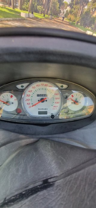 Suzuki Burgman 125 Executive Negra