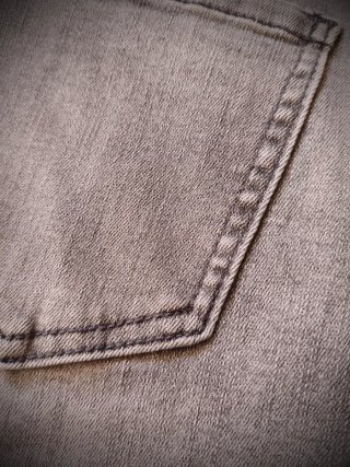 Pantalón vaquero gris ancho