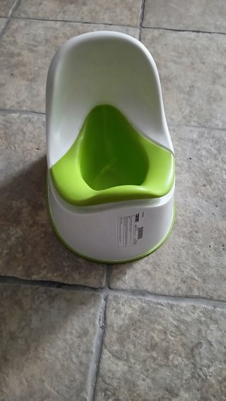 Orinal bebé blanco y verde