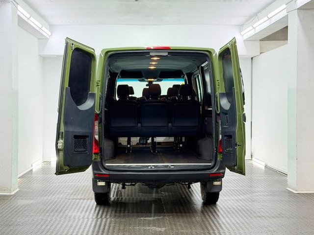 Mercedes Sprinter 3.0 CDI 140 KW 319 TOURER MWB 190 cv (COMBI)
