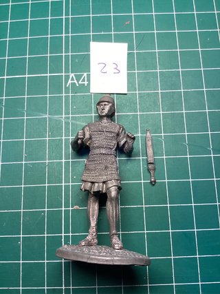 Figura de plomo militar