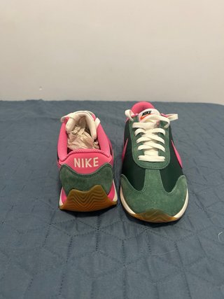Zapatillas Nike Verde y Rosa