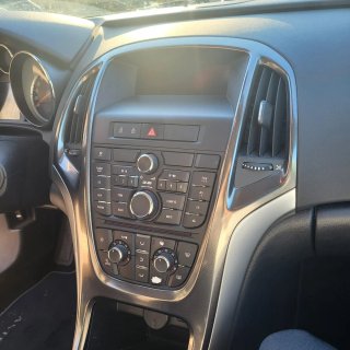 Opel Astra 2010