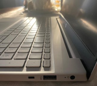 HP Pavilion 15 Ryzen 7 – 16 GB RAM – 512 GB SSD