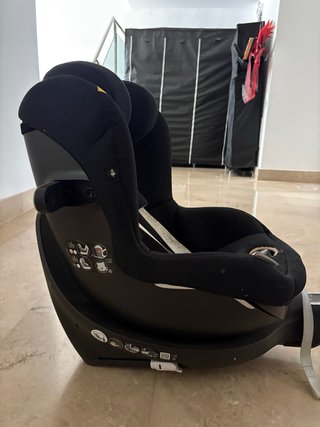 Silla de coche para bebé negra