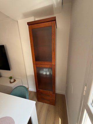 Vitrina madera maciza cristal
