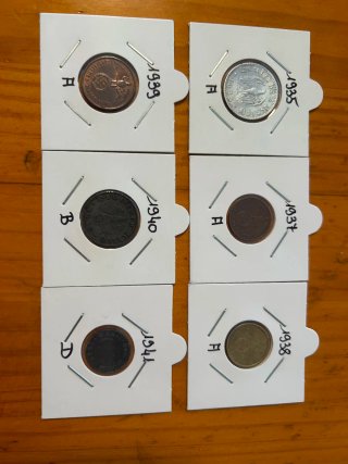Fotografía Hitler + 6 monedas III Reich