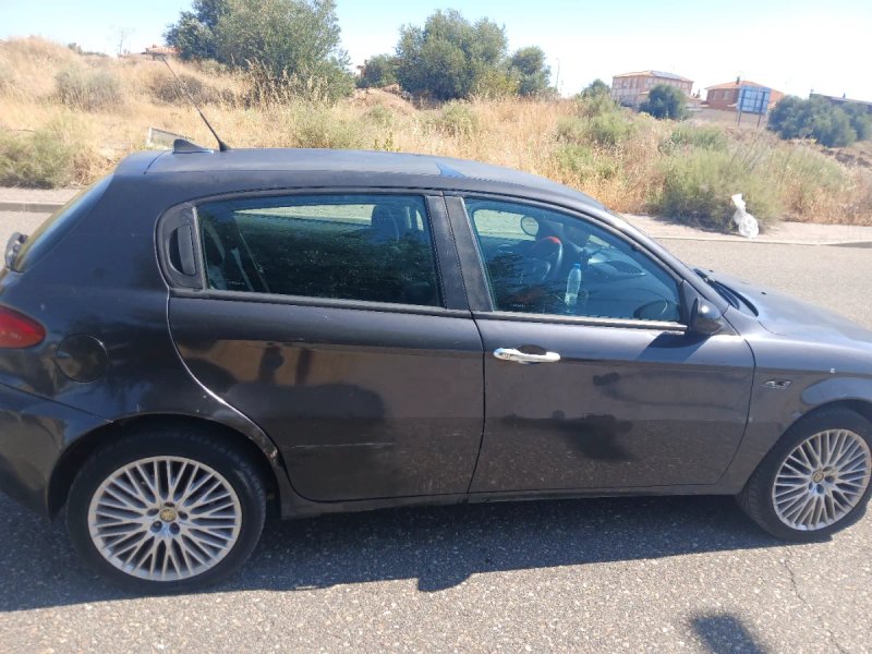 Alfa Romeo 147 2007 - foto 1