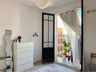 Ikea Cama Ikea + Colchón 150x190 + gabinete(free)