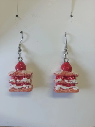Pendientes pastel de fresa y nata