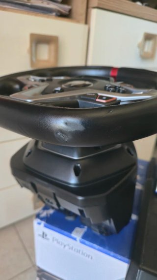 Volante Thrustmaster T248 (PS5/PS4)