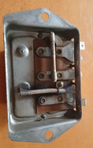 Regulador FEMSA Seat 600 DIN EXC BAT
