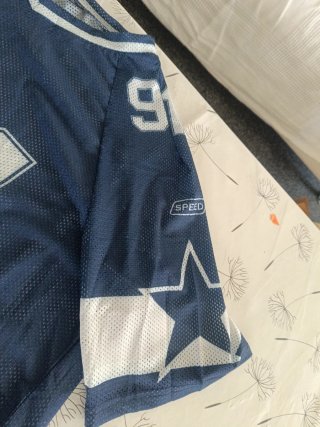 Lote de dos camisetas estilo fútbol americano 91