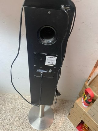 Torre de Sonido Avenzo Negra y Plateada