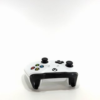 Xbox One S Microsoft bianca con controller