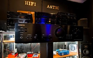 Amplificador Integrado Estéreo Onkyo A-9211