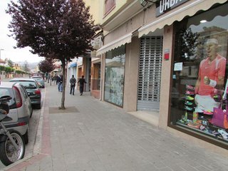 Local comercial en alquiler en Barrio de Ciudad Jardín en Málaga