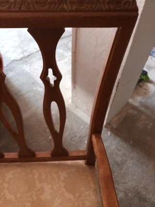 Sillón Isabelino Tapizado Beige. Restaurar s quier
