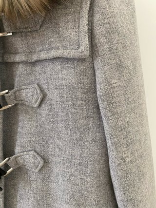 Abrigo Zara con capucha y pelo mujer