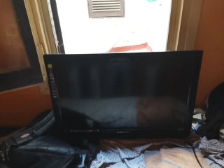 Televisor Negro HDMI Dolby Digital