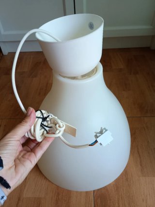 Lámpara colgante Ikea blanca