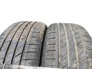 NEUMATICO 18555R1582V