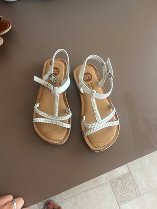 Sandalias Niña Blancas