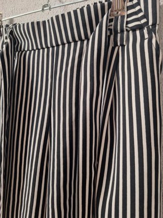 Pantalón Palazzo Zara Rayas Blanco y Negro