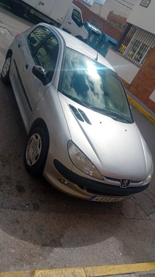 Peugeot 206 2000