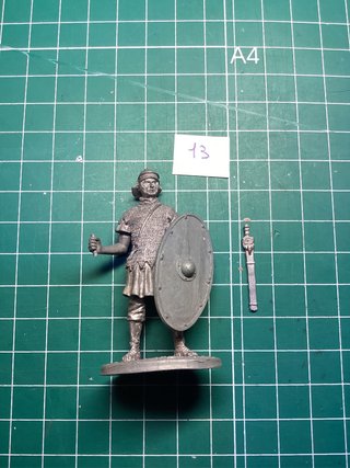 Figura de plomo militar