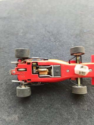 Coche Scalextric Rojo Elf Tyrrell-Ford