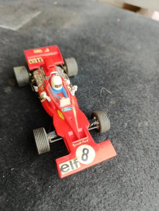 Coche Scalextric Rojo Elf Tyrrell-Ford