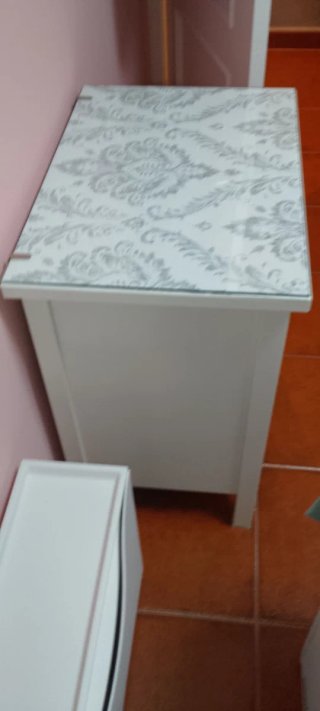 2 Mesitas de Noche Blancas con Cristal